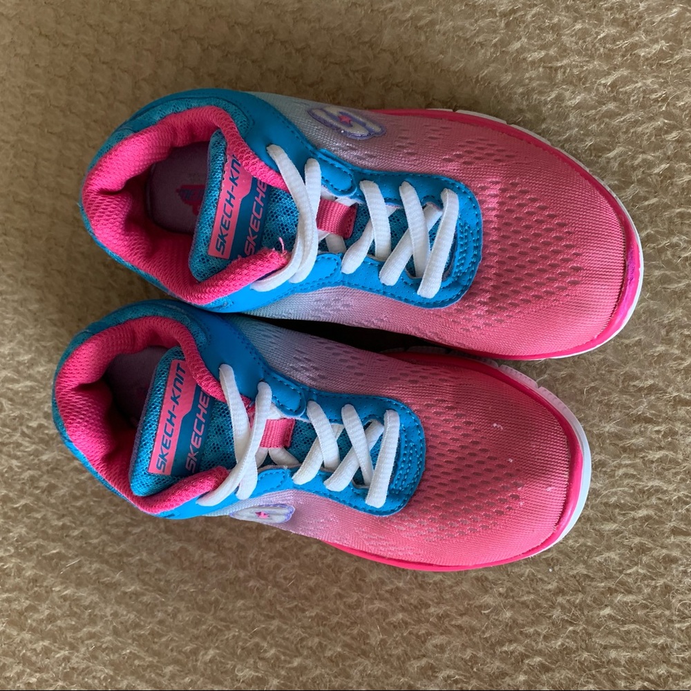 Gently worn Skech Knit Sneakers